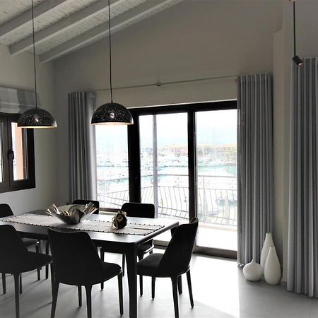 The Victoria-City Apartment Lefkáda 외부 사진